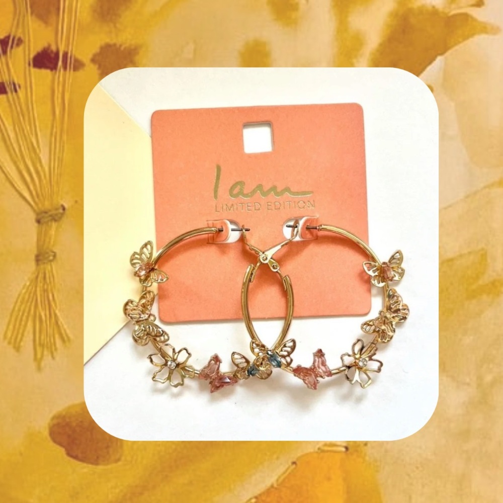 i am 🏷️ 🎉LE🎉 butterfly rhinestone gold hoop earrings